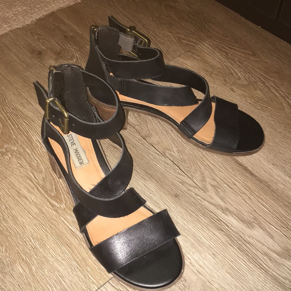 Steve Madden Cross Leather Heeled Sandals